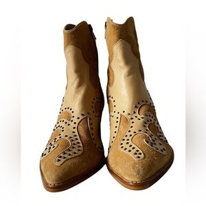 Matisse Peggy Booties Suede Leather Cowboy Cuban Heel/ New with Defects